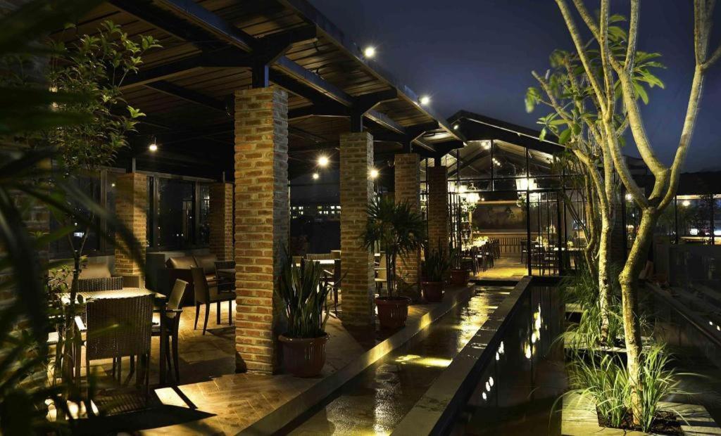 Kytos Hotel Bandung Exterior photo